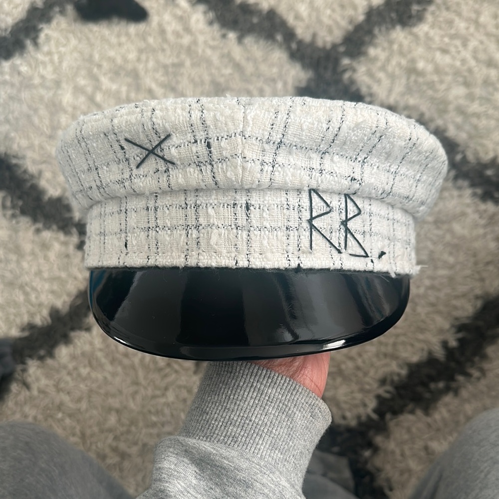 Ruslan baginsky White Plaid Newsboy Cap with Black Visor